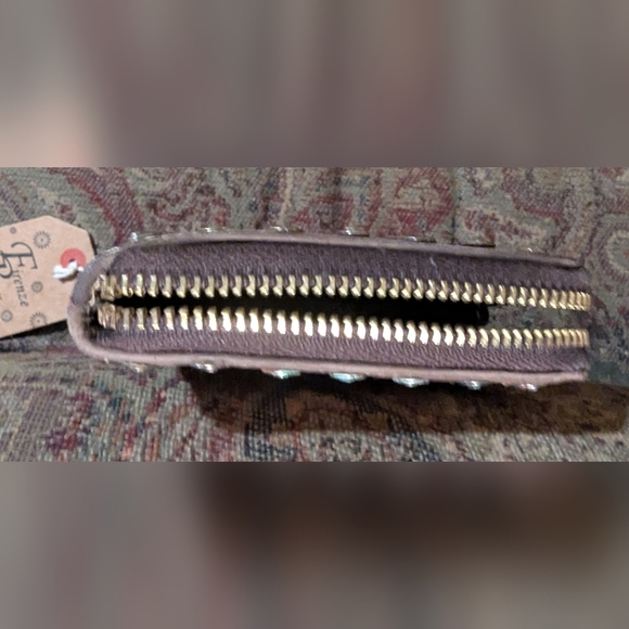 NWT Firenze Bella Amelia Wallet - Picture 10 of 11